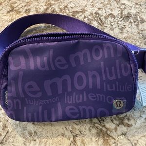 Lululemon Everywhere Belt Bag